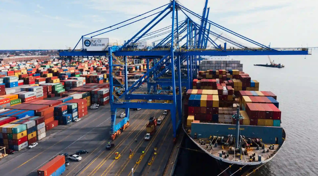 Dédouanement au Port de Douala : comment choisir un transitaire (et éviter les frais cachés)